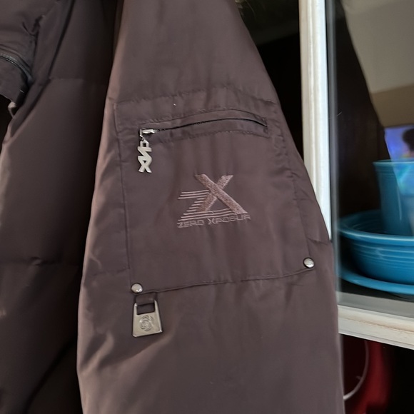Good used condition! ZEROXSUR BOARDING COMPANY DOWN PUFFER COAT BROWN SIZE 1X - Picture 5 of 7
